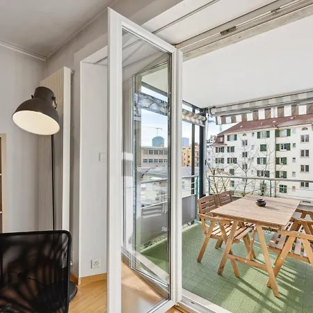 Comfortable Stay In Oerlikon 20 Minutes Away From Zurich Airport Exterior photo
