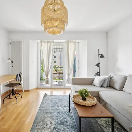 Comfortable Stay In Oerlikon 20 Minutes Away From Zurich Airport Exterior photo