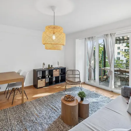 Comfortable Stay In Oerlikon 20 Minutes Away From Zurich Airport Exterior photo