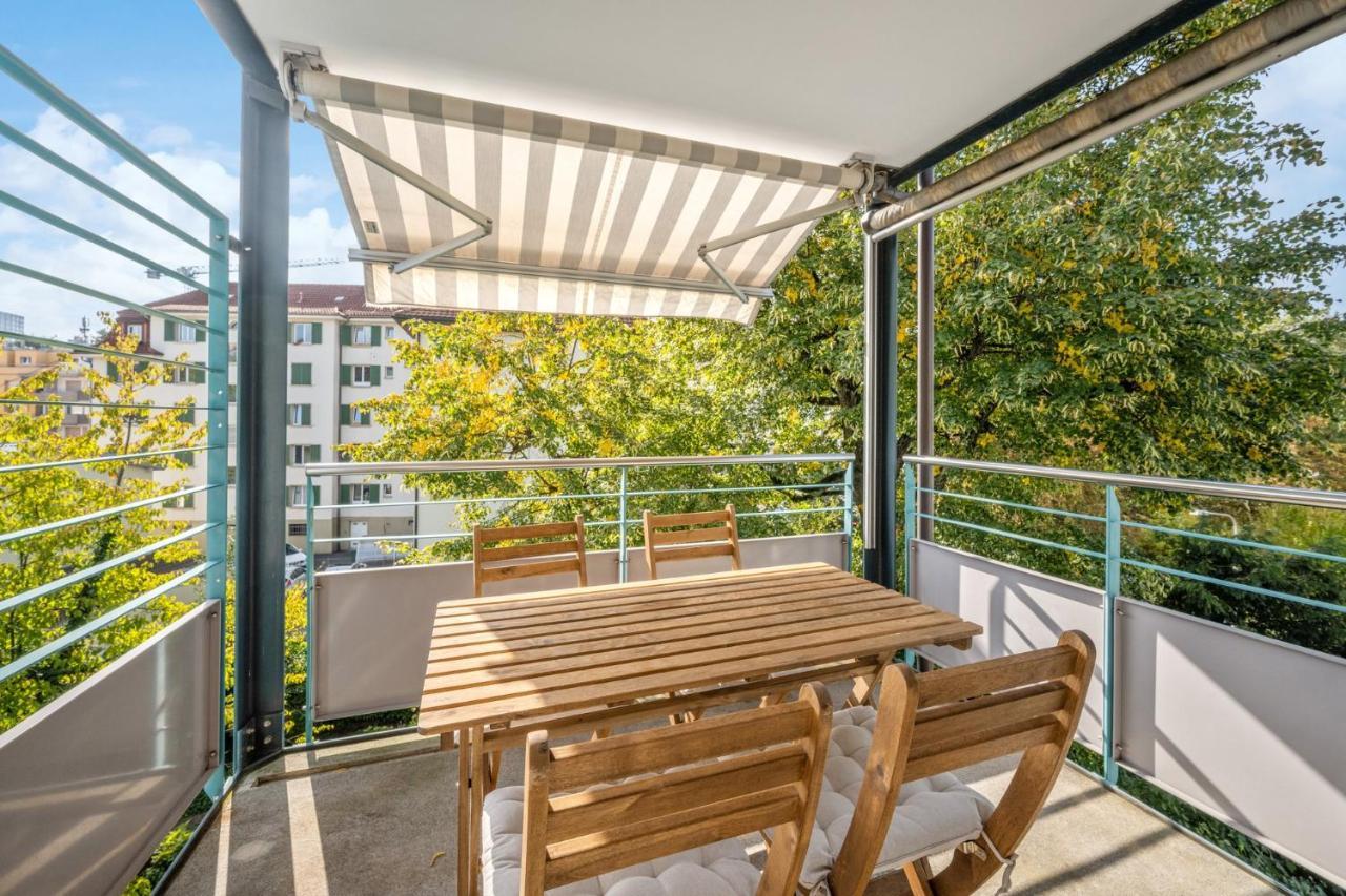 Appartement Comfortable In Oerlikon 20 Minutes Away From Airport *
