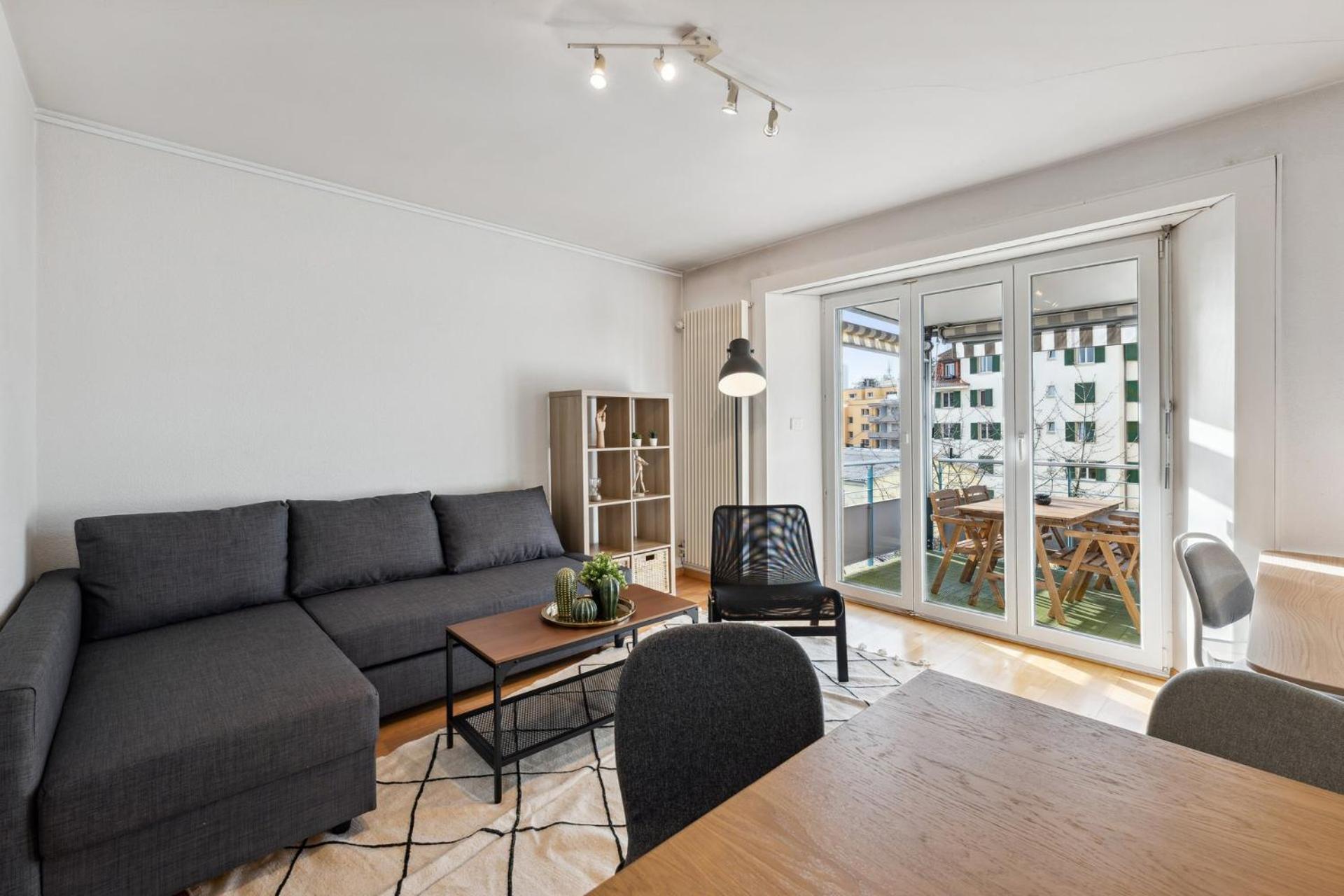Appartement Comfortable In Oerlikon 20 Minutes Away From Airport *