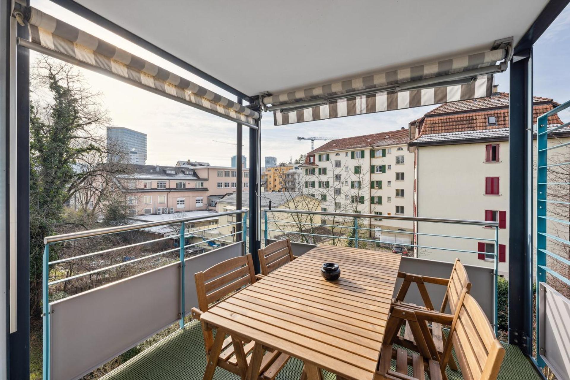 Appartement Comfortable In Oerlikon 20 Minutes Away From Airport Zurich