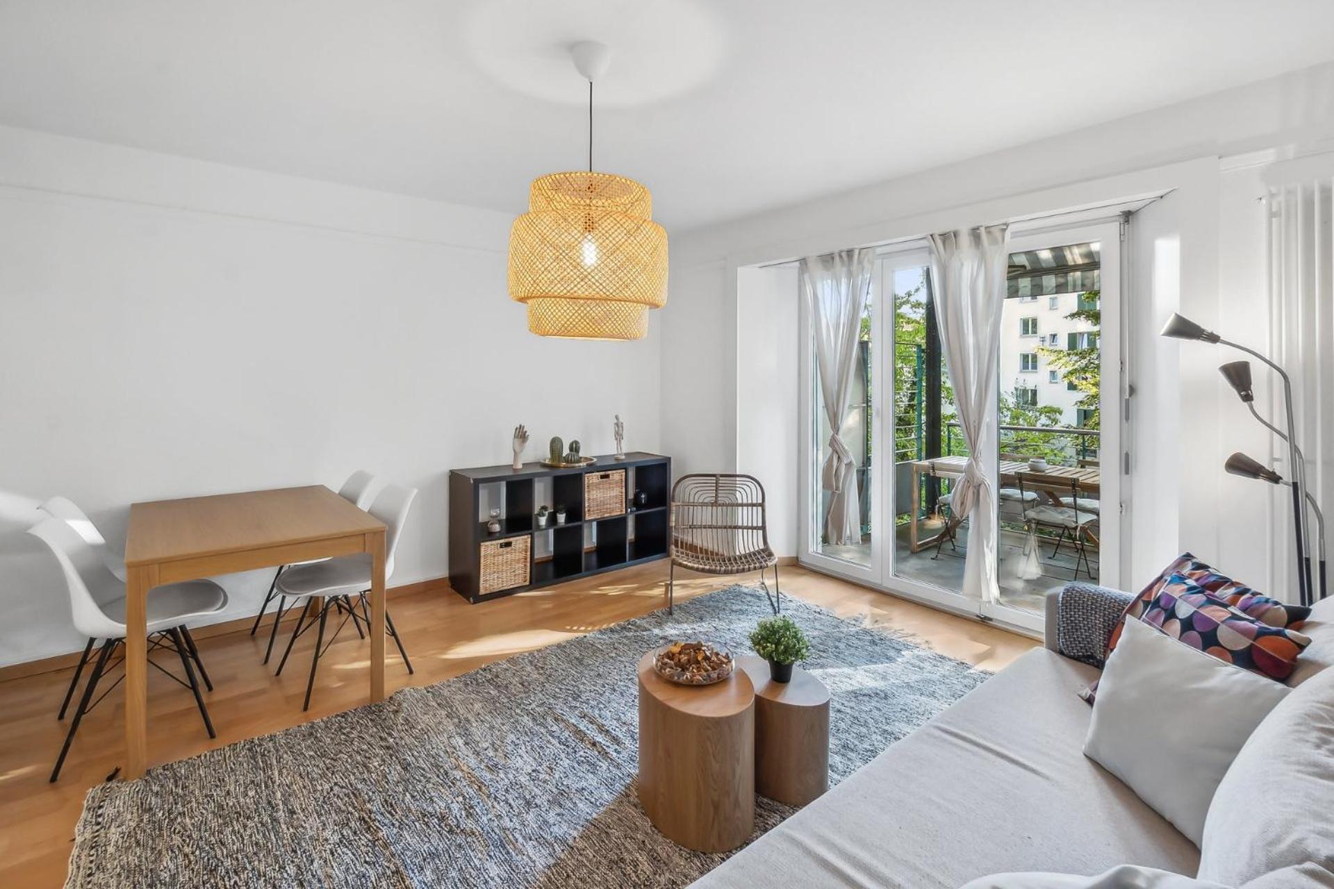 Appartement Comfortable In Oerlikon 20 Minutes Away From Airport Zurich