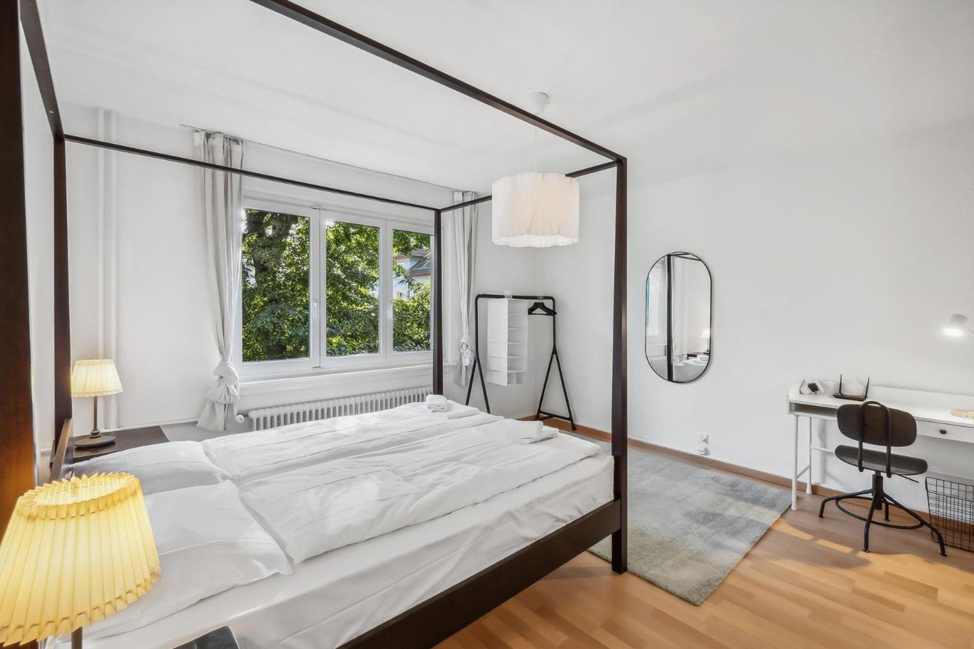 Comfortable In Oerlikon 20 Minutes Away From Airport Appartement